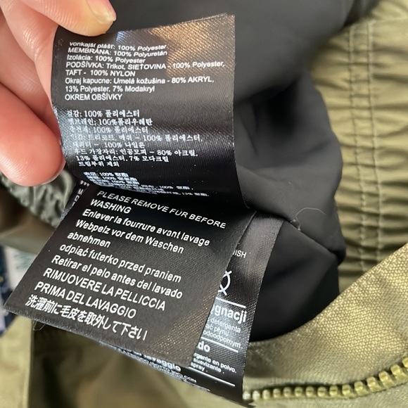 Burton Scarlet Womens Size Medium Ski Snowboard Jacket Olive Green - Picture 11 of 11